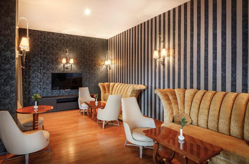 Remisens Casa Rosa - Hotel Metropol Annexe 波尔托罗 外观 照片